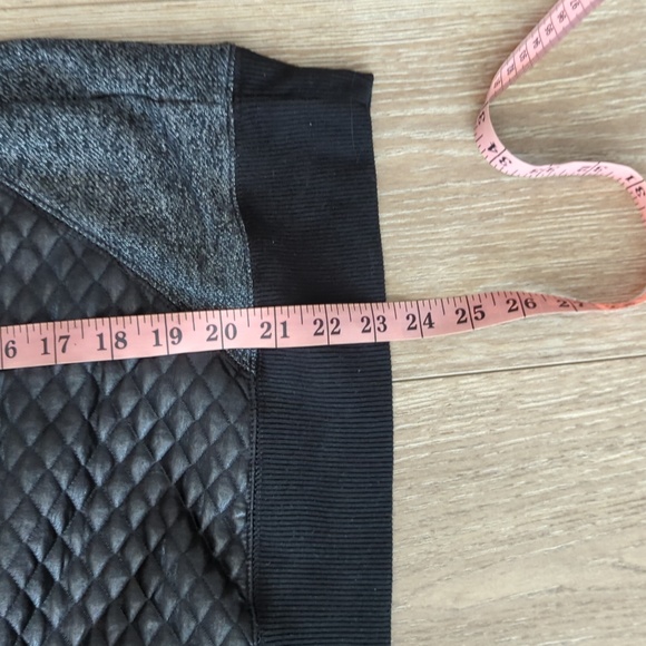 Mossimo Sweatshirt size XL - Picture 6 of 6